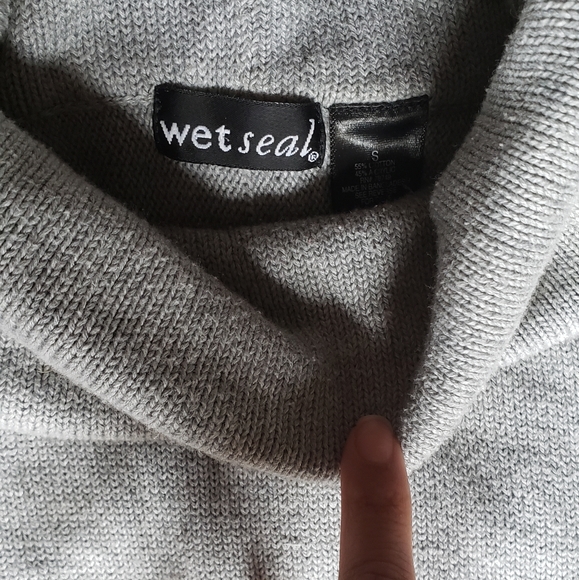 Sweater turtleneck - Picture 3 of 3